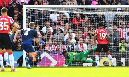 Garnacho seals Manchester United win at Southampton after Onana penalty  save | Premier League | The Guardian