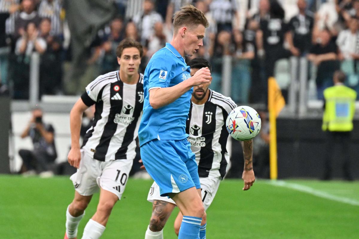 McTominay ricorda due grandi ex azzurri: il paragone dopo Juve-Napoli -  calcionapoli24.it mobile