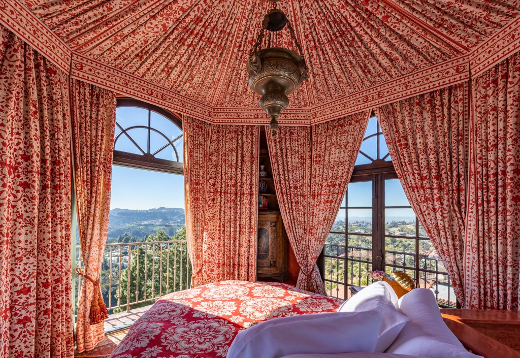 A stunning bedroom.